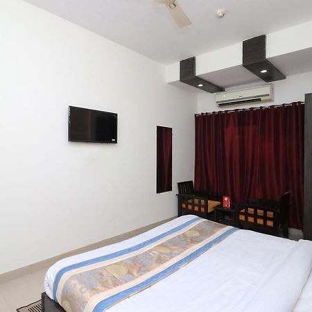 Oyo 11871 Travastays Noida Exterior photo